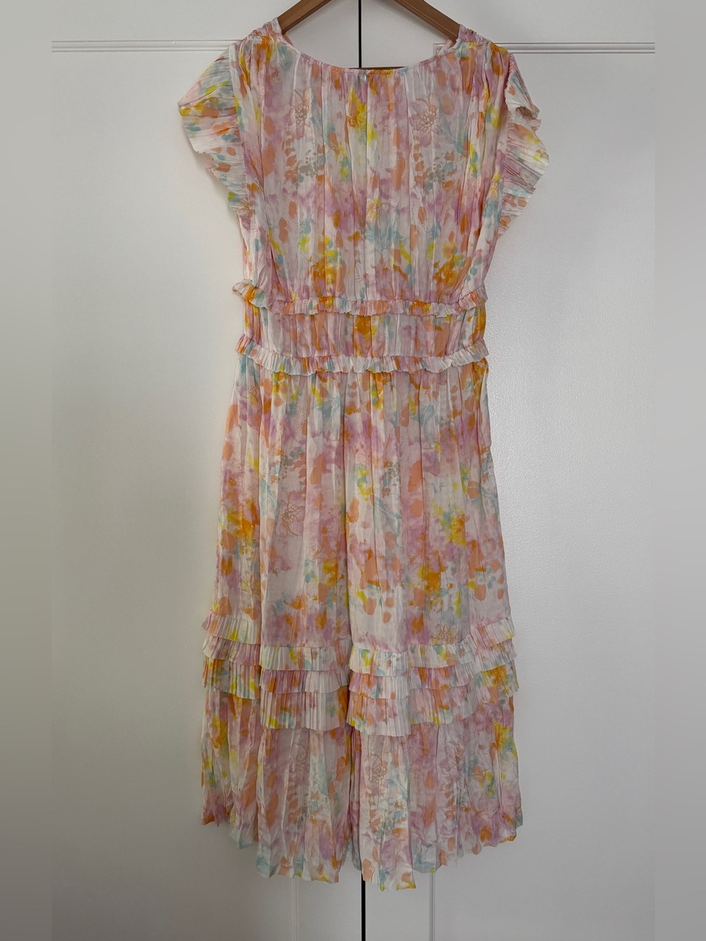 Current Air | Sereia Watercolor Pleated Midi Dress - Picture 2 of 7